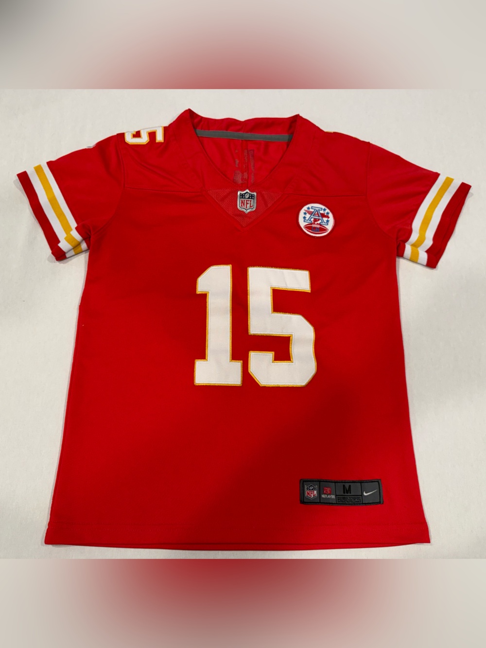 Nike Patrick Mahomes #15 Kansas City Chiefs Youth Medium NFL Jersey Red